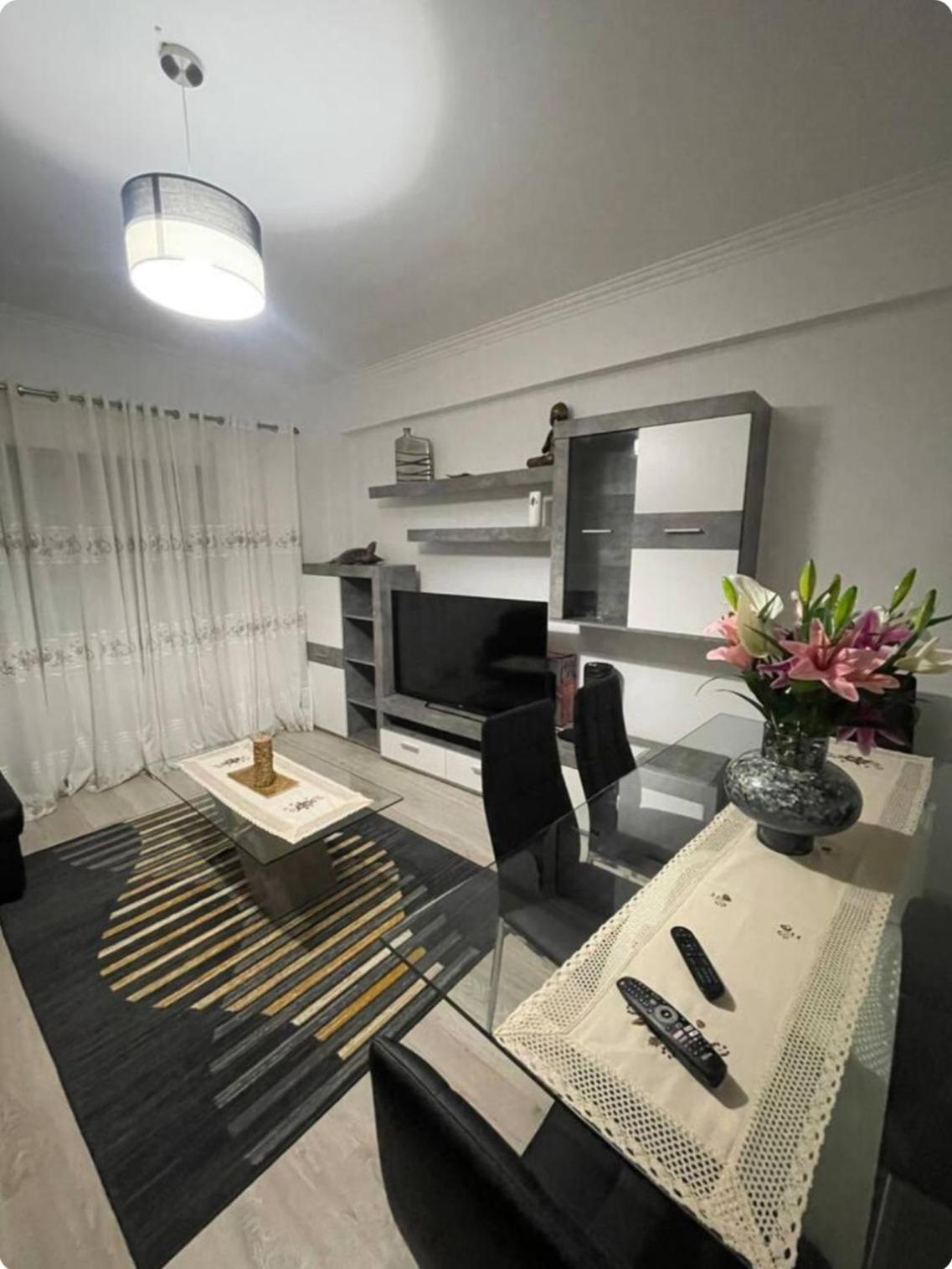 Quarto Calmo E Acolhedor Daire Almada Dış mekan fotoğraf